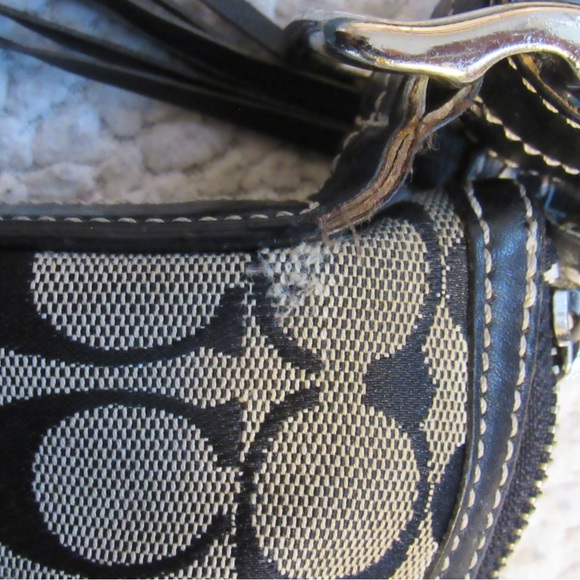 Coach Vintage Canvas Crossbody Bag - Picture 5 of 16